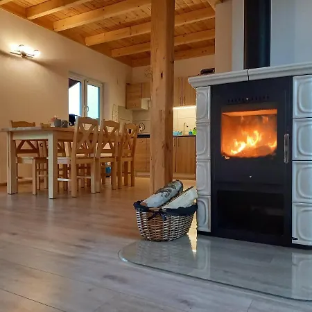 Apartamento Letniskowy Caloroczny Ciemno